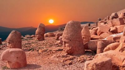 Adıyaman Nemrut Dağı